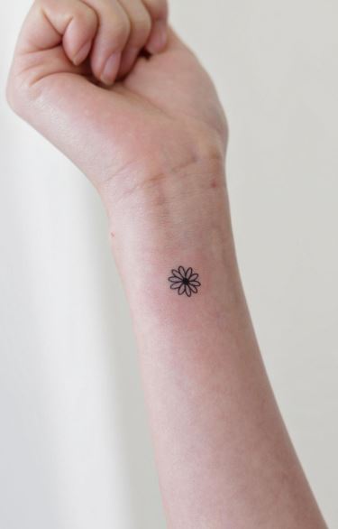 moon and daisy tattoo fingerTikTok Search