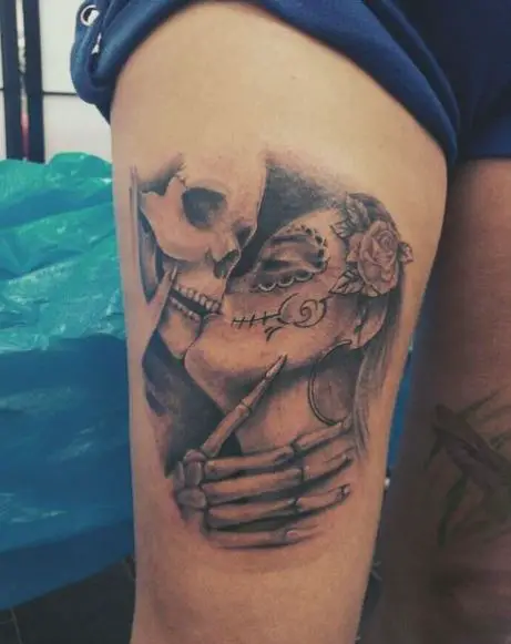 Skeleton Kissing La Catrina Thigh Tattoo