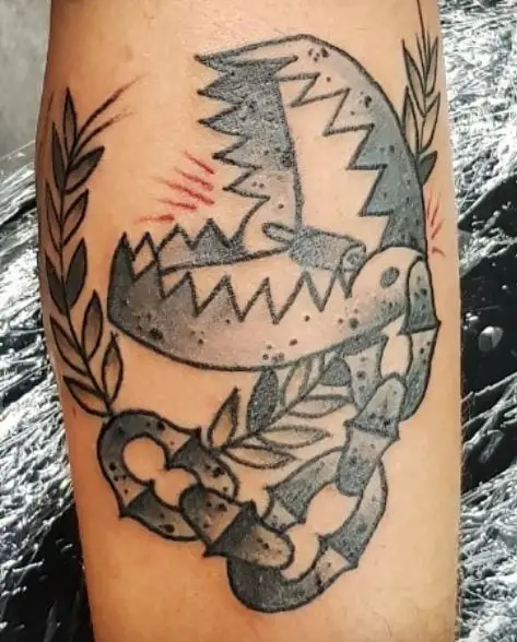 Grey Shaded Bear Trap Tattoo