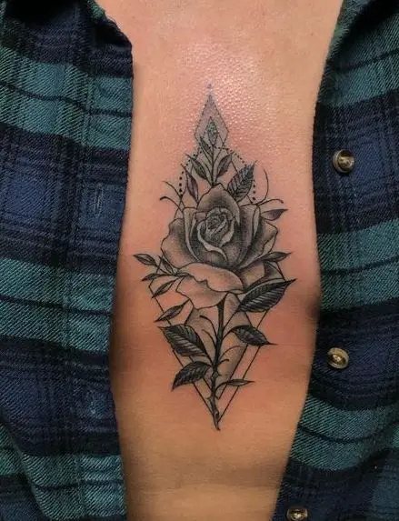 Black and Grey Rose and Shapes Sternum Tattoo