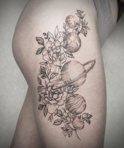 Greyscale Floral and Saturn Thigh Tattoo