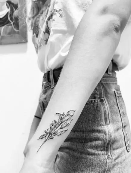 Small Calla Lily Bunch Tattoo