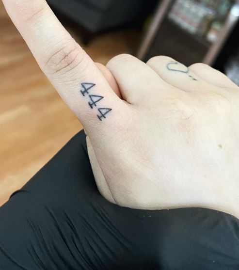 Minimalistic 444 Angel Number Finger Tattoo