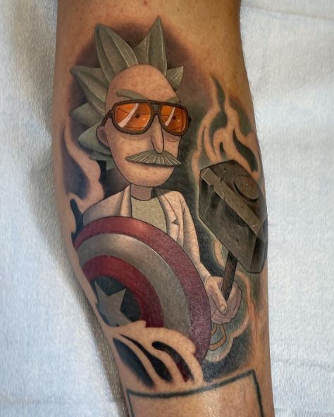 Rick Stan Lee with Captain America Shield Leg Tattoo