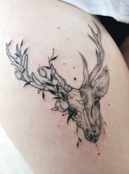 Black and Grey Deer Skull Thigh Tattoo