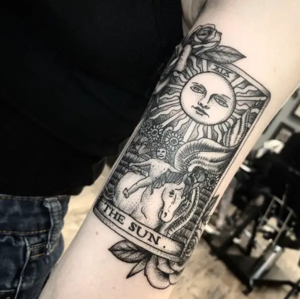 Greyish Sun Tarot Card with Rose Tattoo