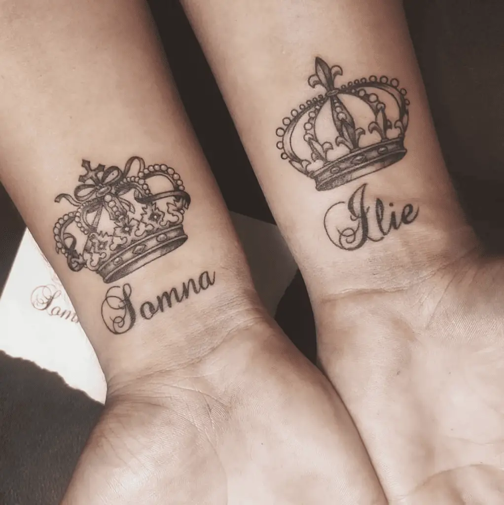 Mom and Dad Name With Elegant Crown Wrist Tattoo