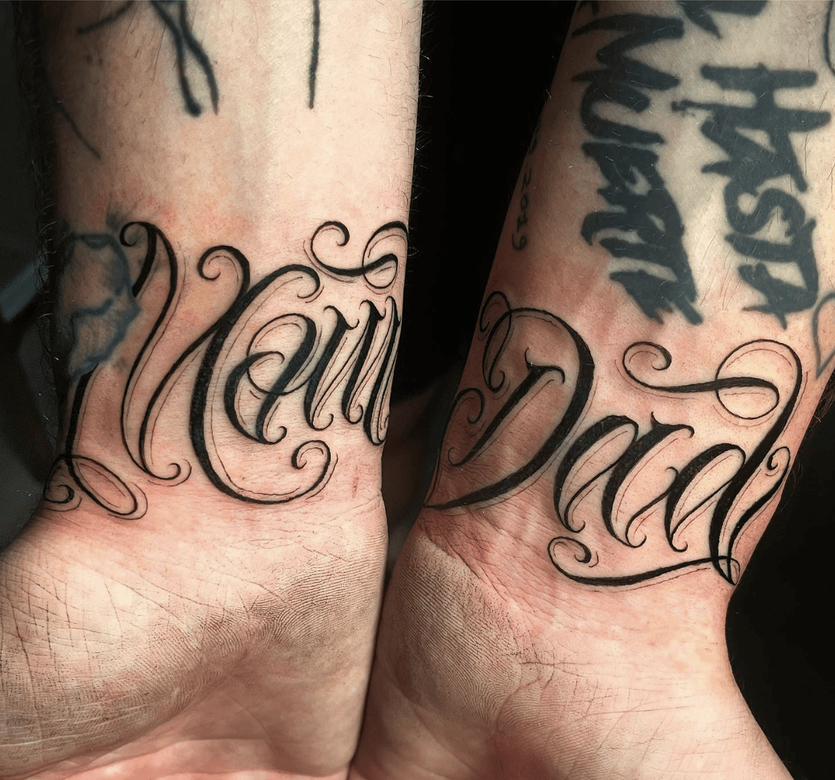 125+ Mom And Dad Tattoo Ideas To Immortalize Your Loved Ones
