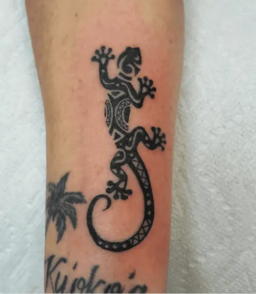 Tribal Hawaiian Gecko Tattoo