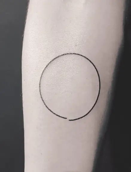Black Line Broken Circle Tattoo