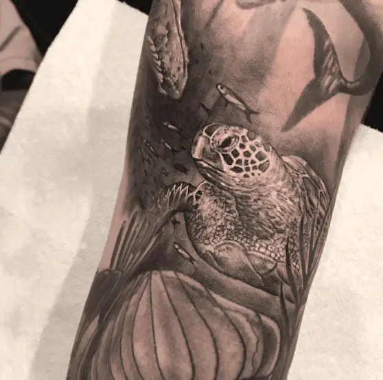 Sea Turtle Ocean Tattoo Piece