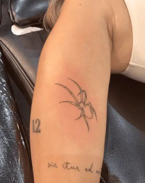 Simple Outlined Spider Arm Tattoo